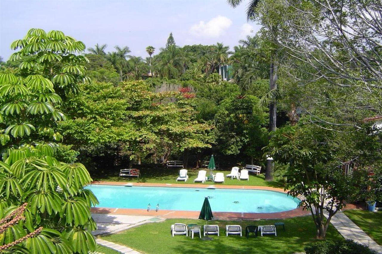 Hotel Jacarandas Cuernavaca Bagian luar foto